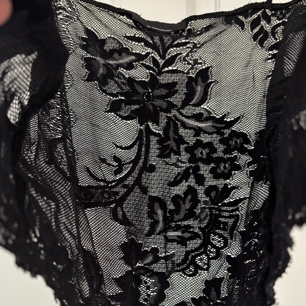 Hanro of Switzerland Black Lace V Neck Sheer Crop Camisole Top Bralette like new - Picture 5 of 12
